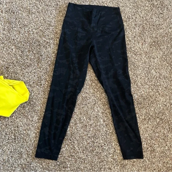 Zyia Leggings Bundle Womens Size 4 Camo Neon Yellow Activewear Compression - Picture 2 of 11